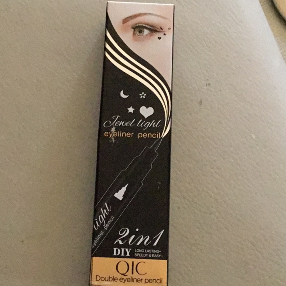 QIC a double eyeliner pencil - 2 in 1 - JEWEL LIGHT - brand new & sealed